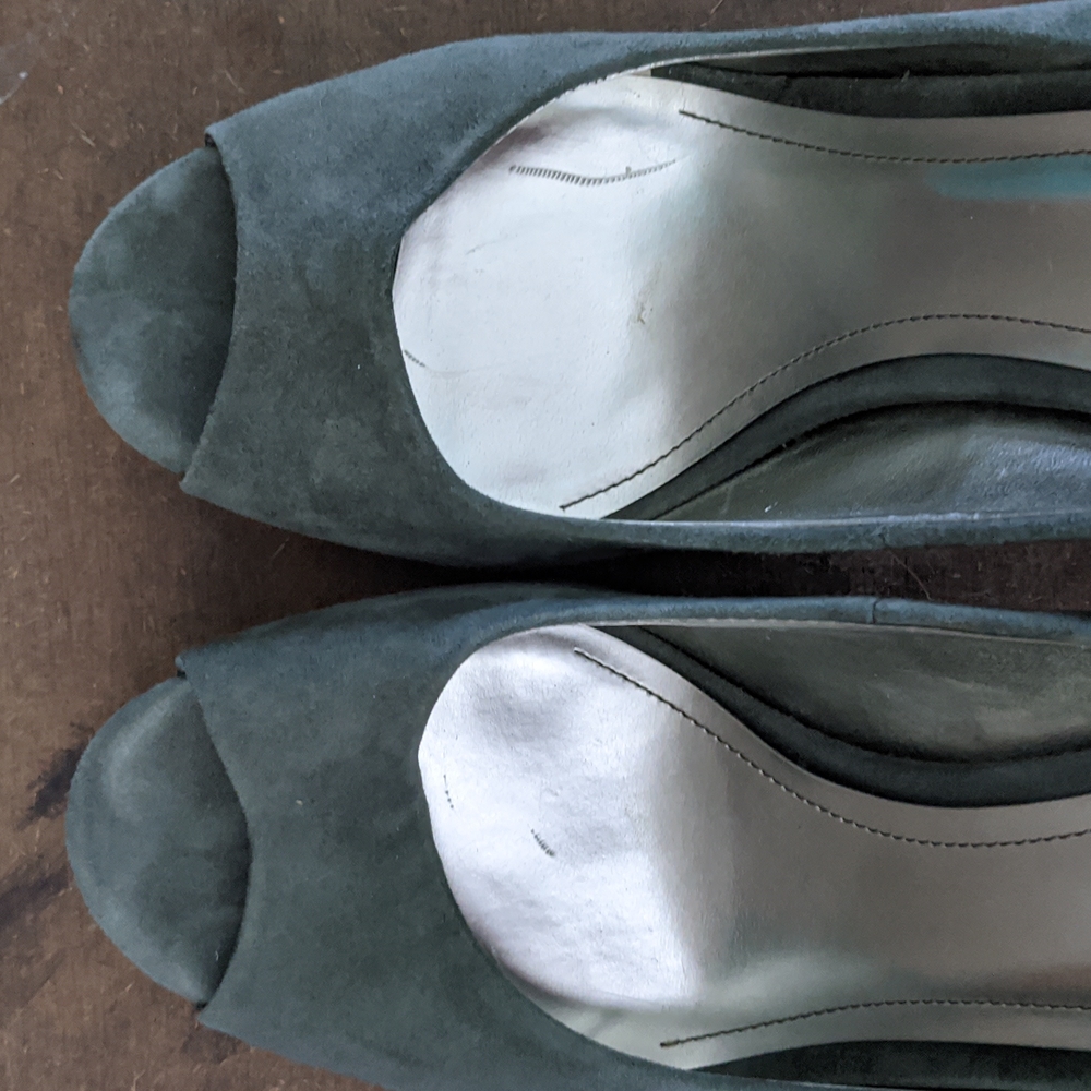 Style & co. Peep Toe Leather Suede Green Pumps With Wooden Heel - Picture 8 of 11